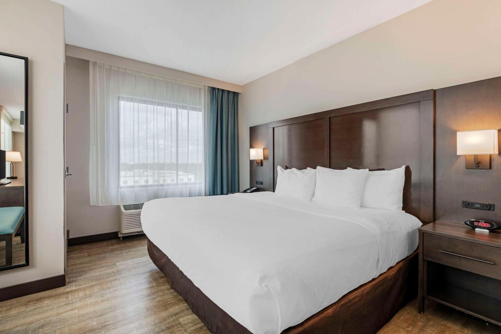Comfort Inn & Suites Miami International Airport Miami Springs Ngoại thất bức ảnh