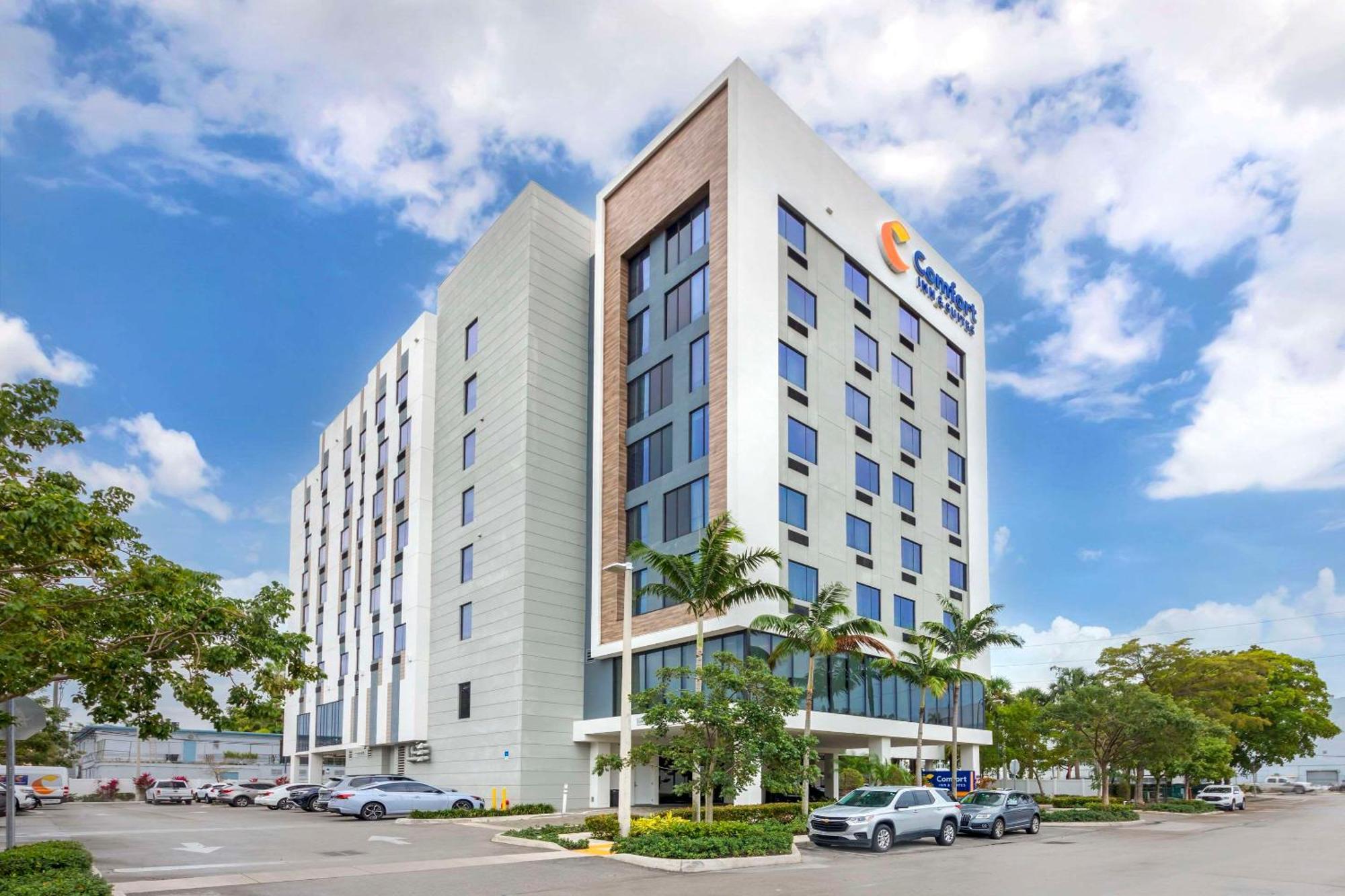 Comfort Inn & Suites Miami International Airport Miami Springs Ngoại thất bức ảnh
